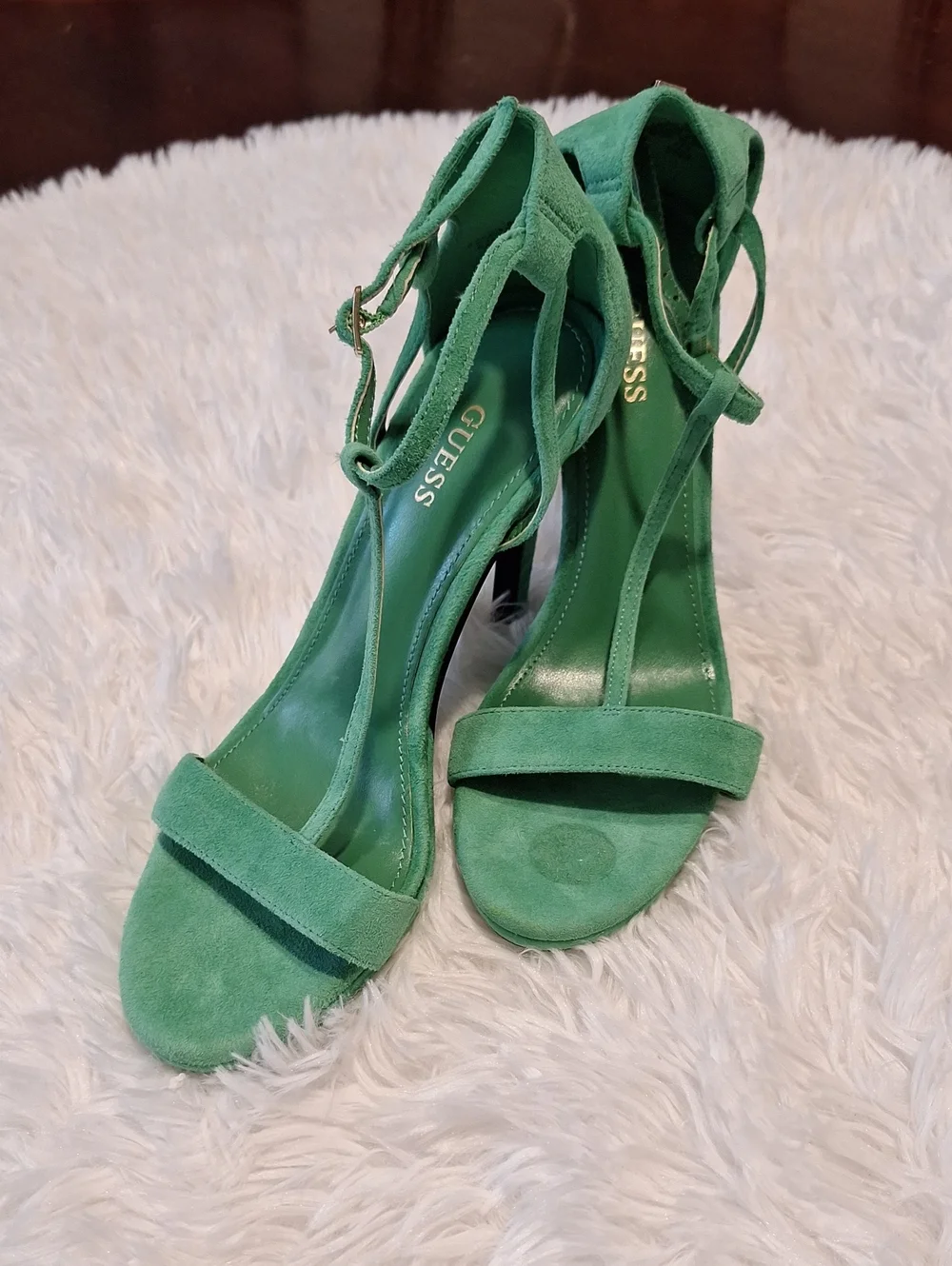 GUESS Green Suede T-Strap Block Heel Sandals
